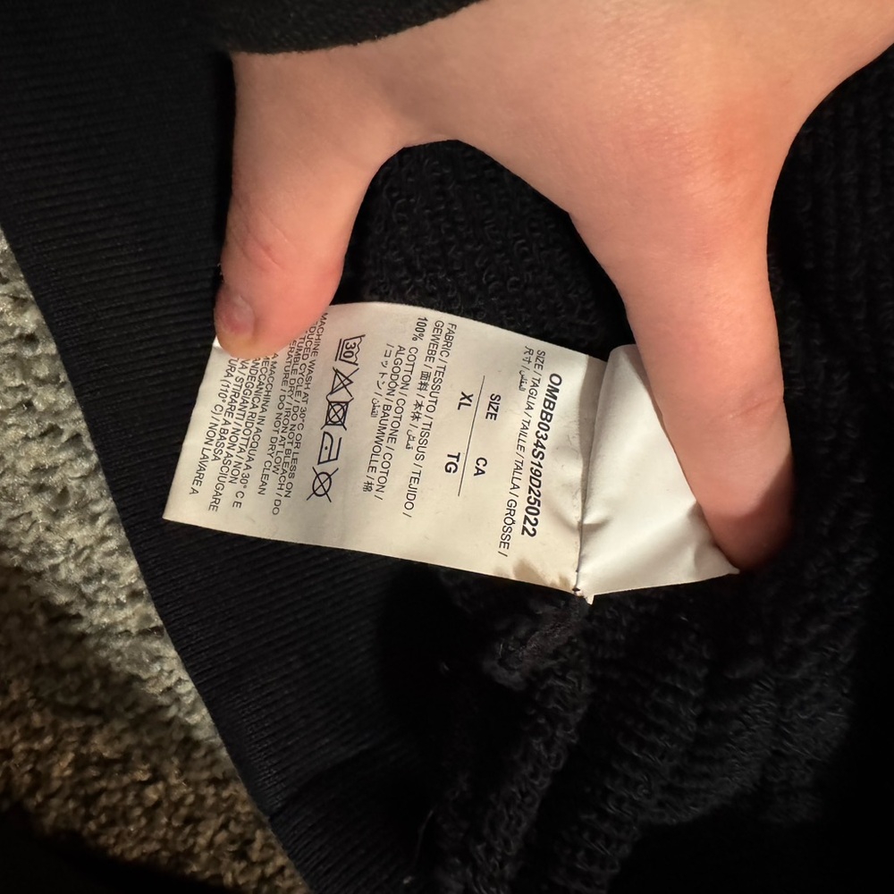Off White Sweatshirt - Picture 4 of 4